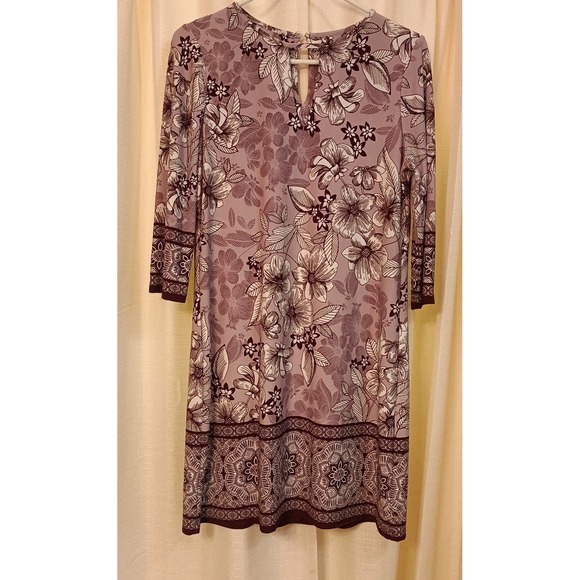 White House Black Market Dresses & Skirts - White House Black Market Women's Purple/Floral 3/4 Sleeve Dress Size S
